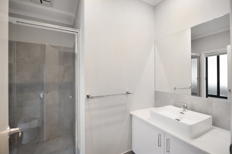 Photo - 22 Botanic Avenue, Mount Barker SA 5251 - Image 7