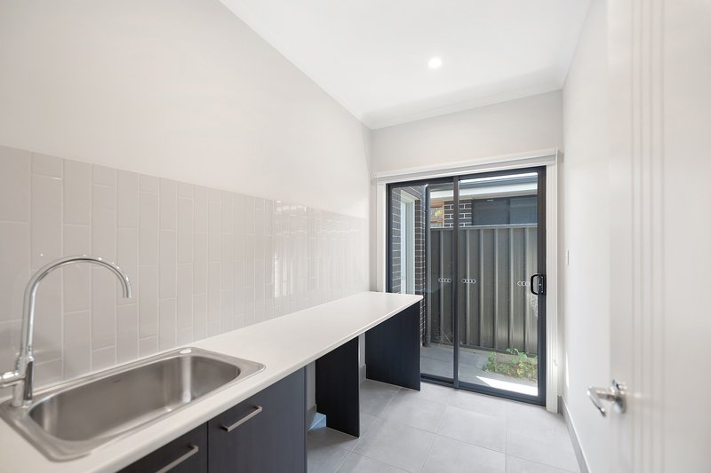 Photo - 22 Botanic Avenue, Mount Barker SA 5251 - Image 8