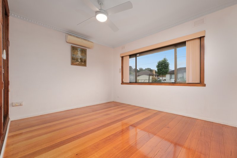 Photo - 22 Botany Court, Clarinda VIC 3169 - Image 8