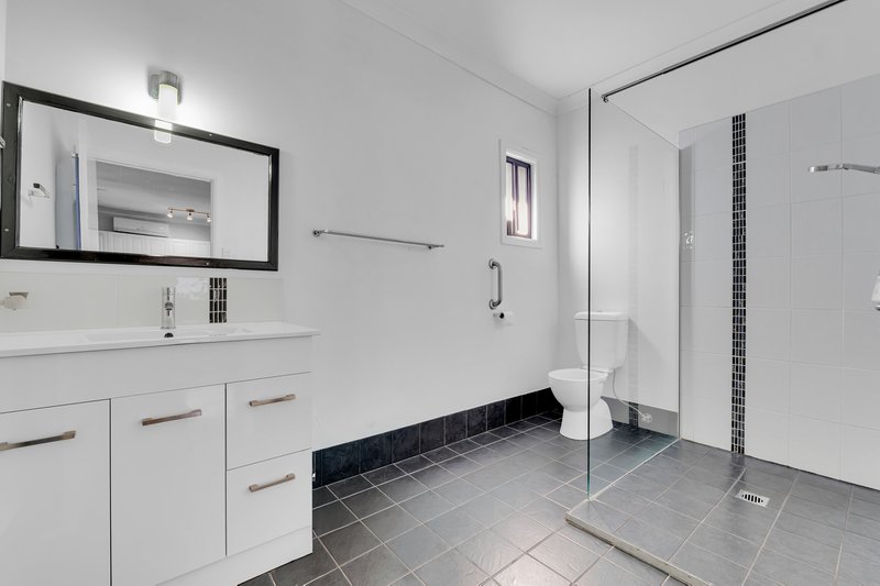 Photo - 22 Boundary Street, Redland Bay QLD 4165 - Image 5