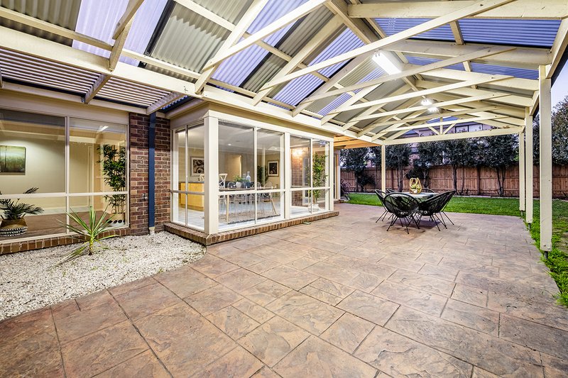 22 Bounty Way, Berwick VIC 3806