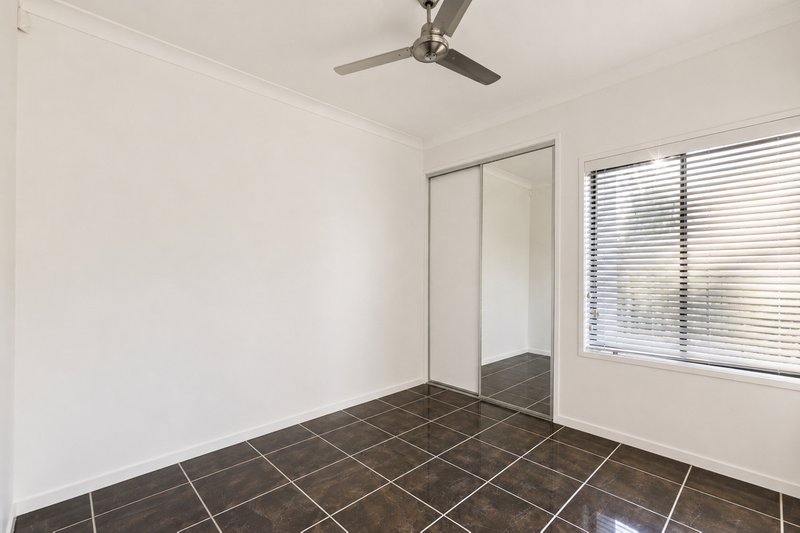 Photo - 22 Boxwood Place, Carseldine QLD 4034 - Image 18