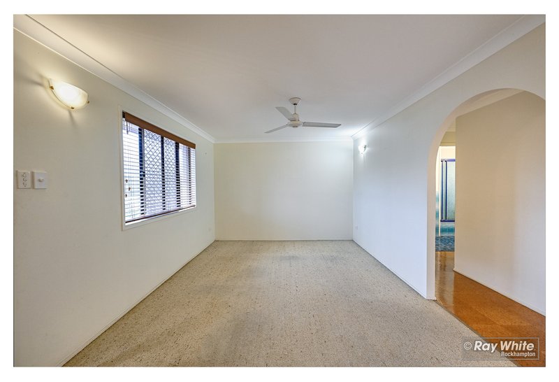 Photo - 22 Brazil Street, Norman Gardens QLD 4701 - Image 7