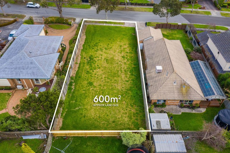 Photo - 22 Breese Road, Langwarrin VIC 3910 - Image 8