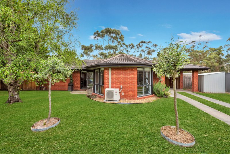 Photo - 22 Broadbent Way, Pakenham VIC 3810 - Image 2