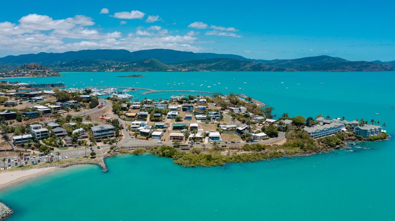 Photo - 22 Broadwater Avenue, Airlie Beach QLD 4802 - Image 32