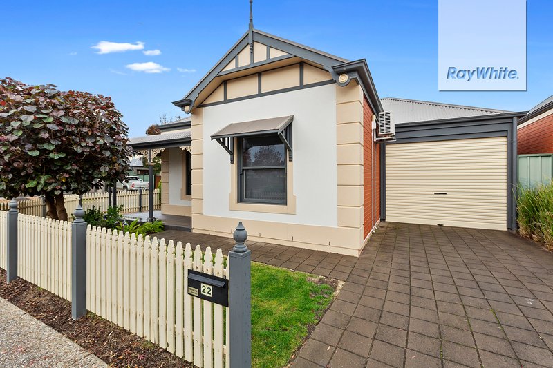 22 Broadwater Crescent, Mawson Lakes SA 5095