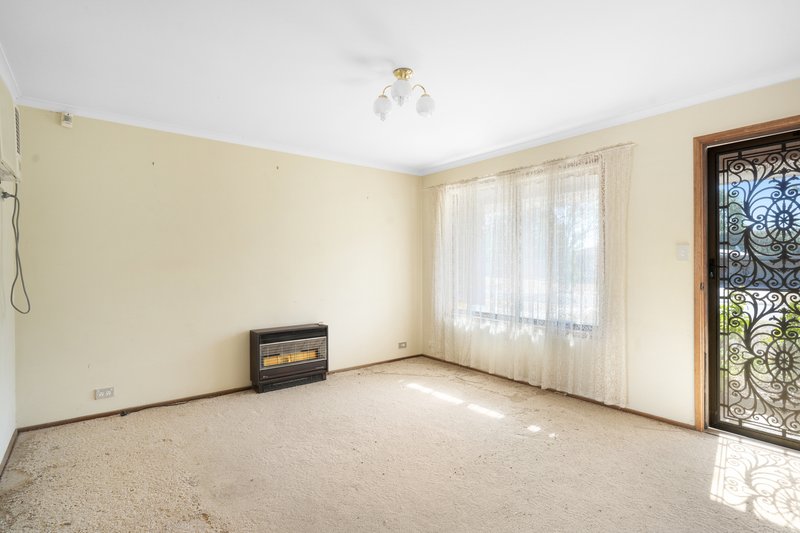 Photo - 22 Brooks Avenue, Willaston SA 5118 - Image 9