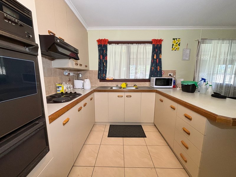 Photo - 22 Brooks Crescent, Darlington Point NSW 2706 - Image 3