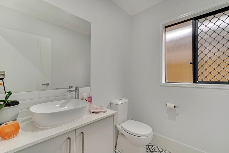 Photo - 22 Brushtail Court, Bahrs Scrub QLD 4207 - Image 11