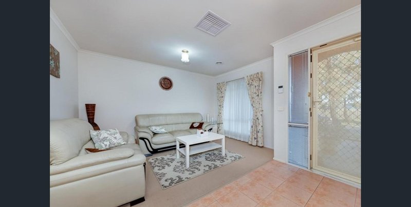 Photo - 22 Buchan Court, Hoppers Crossing VIC 3029 - Image 3