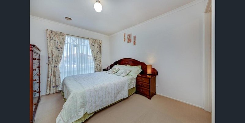 Photo - 22 Buchan Court, Hoppers Crossing VIC 3029 - Image 12