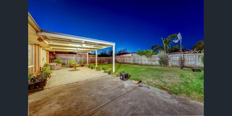 Photo - 22 Buchan Court, Hoppers Crossing VIC 3029 - Image 14