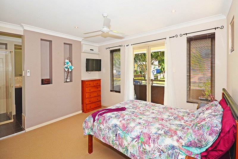 Photo - 22 Buncrana Terrace, Banora Point NSW 2486 - Image 9