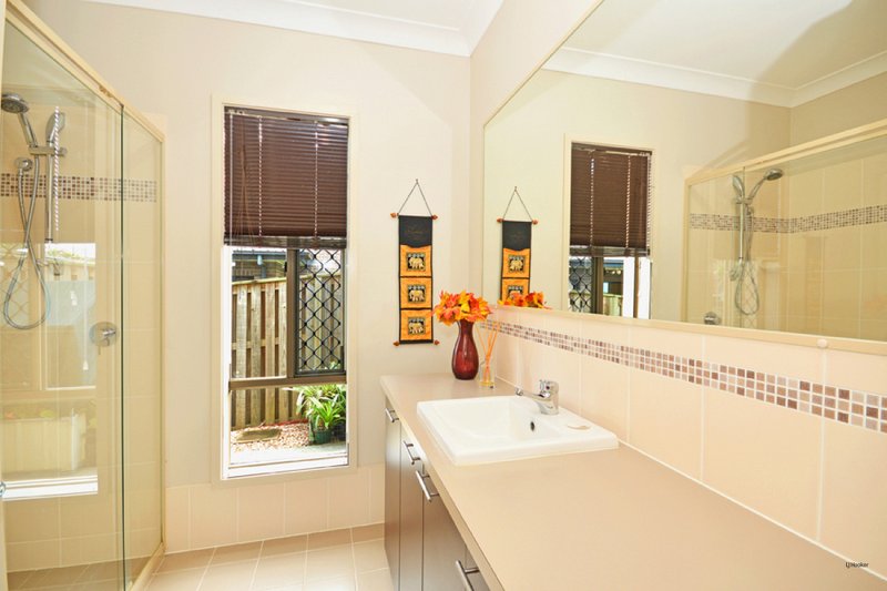 Photo - 22 Buncrana Terrace, Banora Point NSW 2486 - Image 14