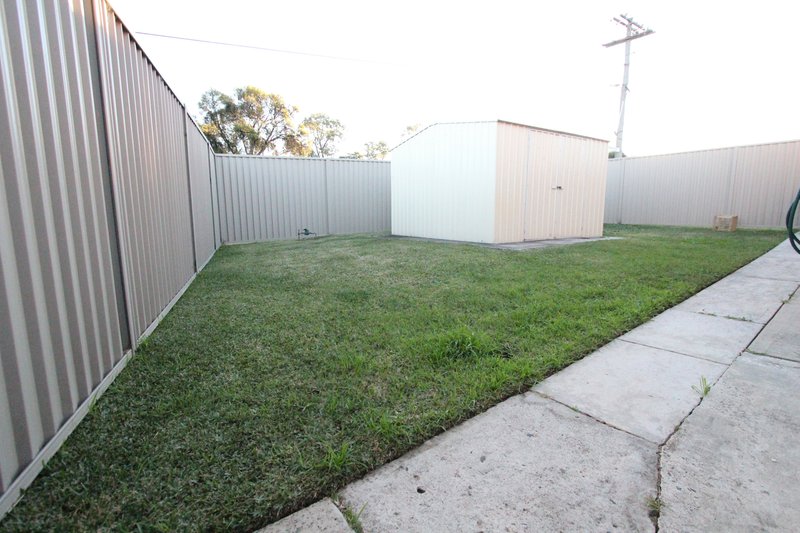 Photo - 22 Bungulla Street, Sadleir NSW 2168 - Image 6
