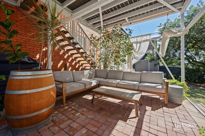 Photo - 22 Bunya Park Drive, Eatons Hill QLD 4037 - Image 20