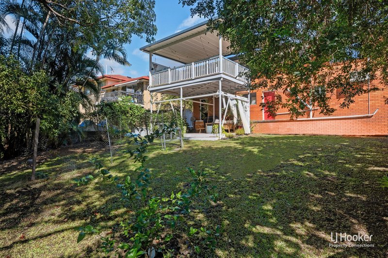 Photo - 22 Bunya Park Drive, Eatons Hill QLD 4037 - Image 21