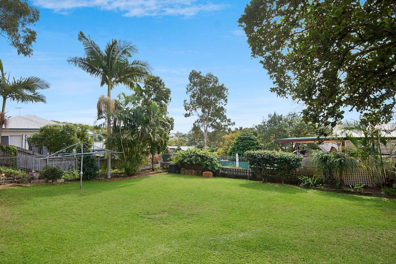 Photo - 22 Burchell Street, Carina QLD 4152 - Image 10