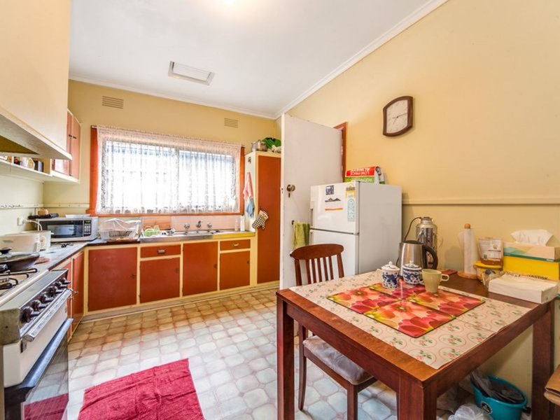 Photo - 22 Burden St , Springvale VIC 3171 - Image 7