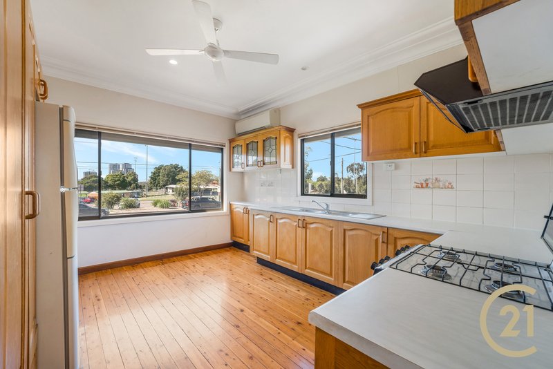 Photo - 22 Burnett Street, Merrylands NSW 2160 - Image 5