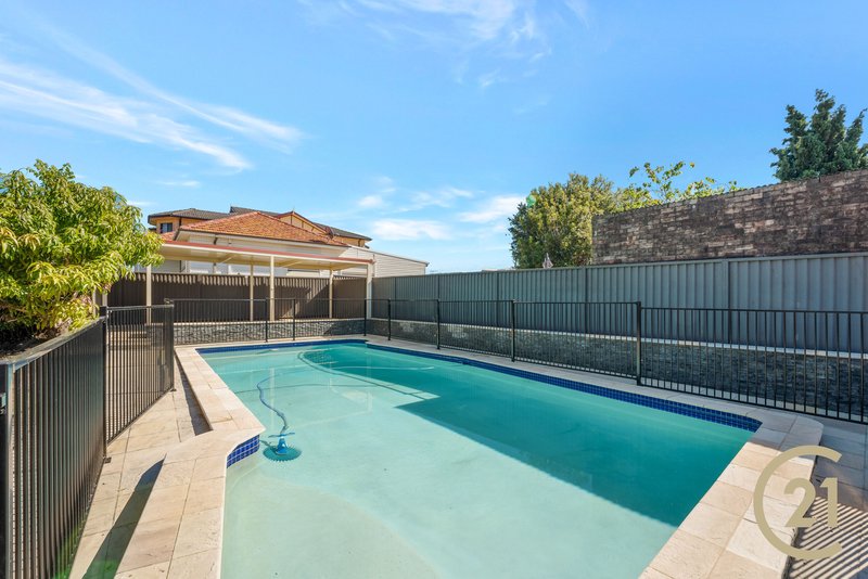 Photo - 22 Burnett Street, Merrylands NSW 2160 - Image 13