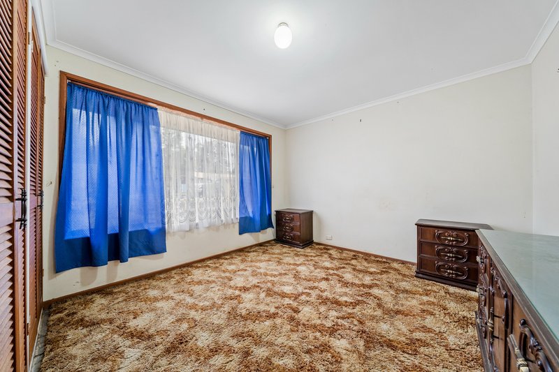 Photo - 22 Bushlark Street, Crestmead QLD 4132 - Image 4