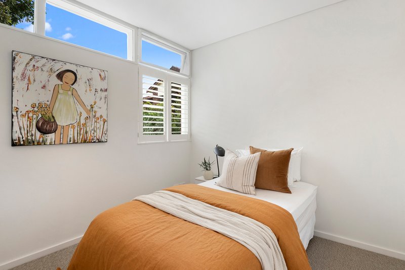 Photo - 22 Byora Crescent, Northbridge NSW 2063 - Image 9