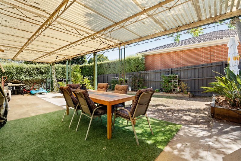 Photo - 22 Byrne Road, Bayswater North VIC 3153 - Image 6