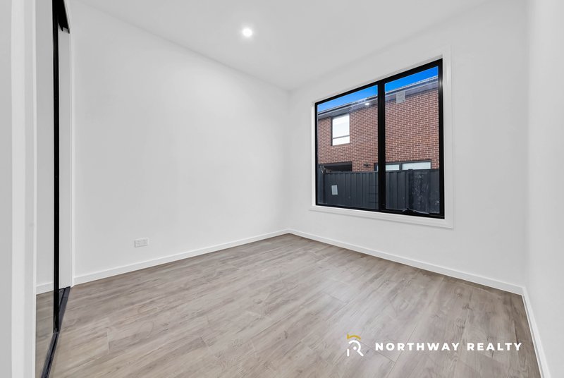 Photo - 22 Cabbage Street, Mickleham VIC 3064 - Image 14