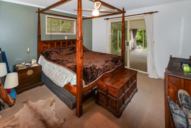 Photo - 22 Calderwood Road, Landsborough QLD 4550 - Image 4