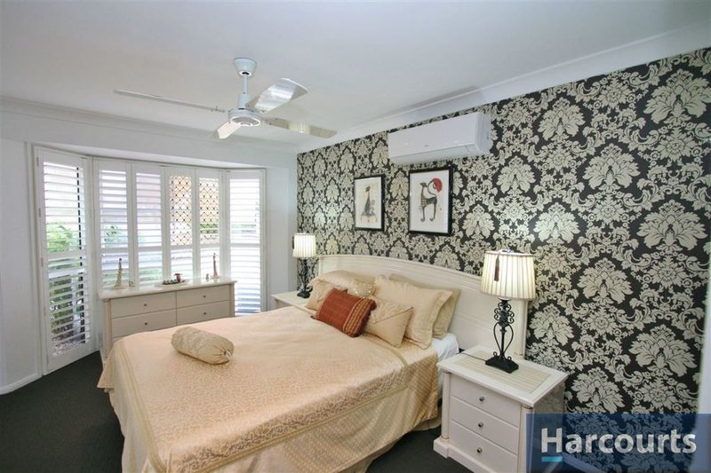 Photo - 2/2 Calm Court, Bongaree QLD 4507 - Image 1