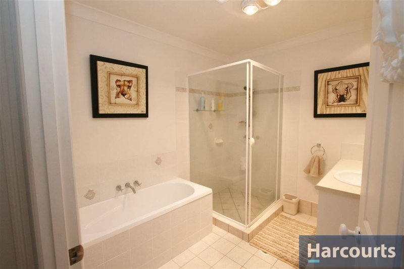 Photo - 2/2 Calm Court, Bongaree QLD 4507 - Image 10