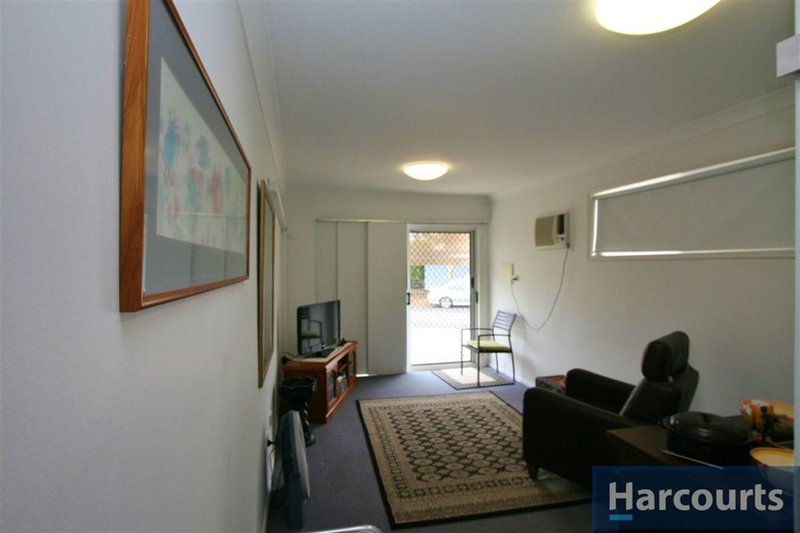 Photo - 2/2 Calm Court, Bongaree QLD 4507 - Image 12