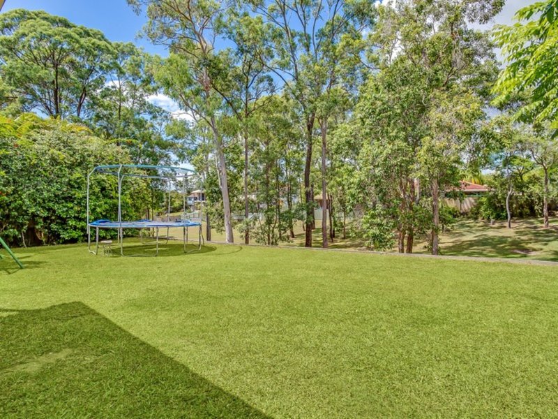 Photo - 22 Cambridge Court, Carrara QLD 4211 - Image 2