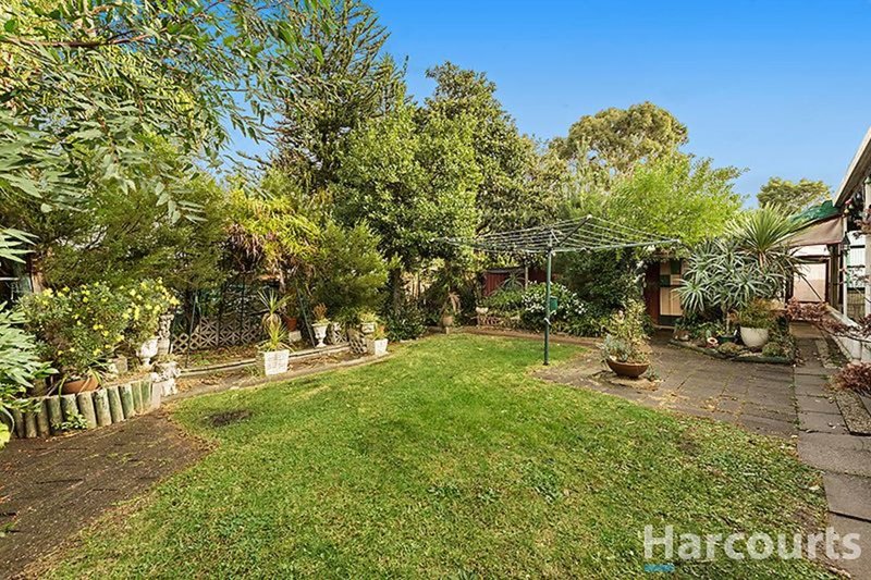 Photo - 22 Campbell Street, Glen Waverley VIC 3150 - Image 6