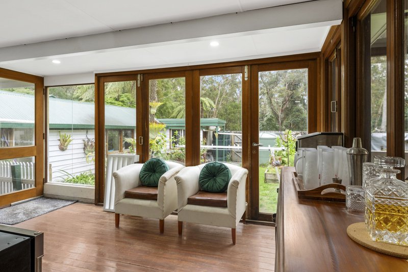 Photo - 22 Canyon Parade, Springbrook QLD 4213 - Image 9