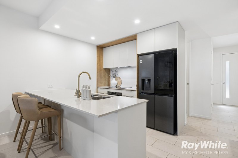 Photo - 22 Cardinal Crescent, Newport QLD 4020 - Image 9