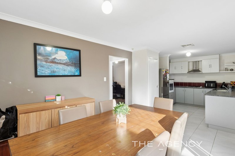 Photo - 22 Cardowan Drive, Ellenbrook WA 6069 - Image 7