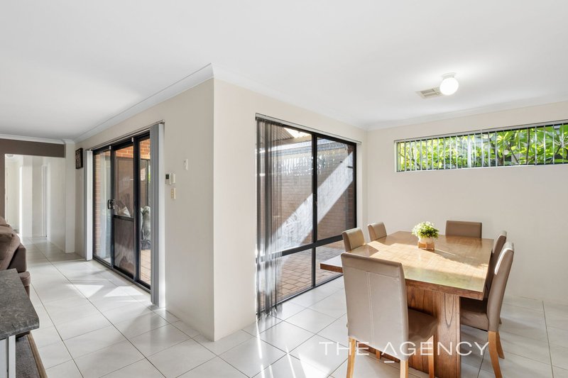 Photo - 22 Cardowan Drive, Ellenbrook WA 6069 - Image 8