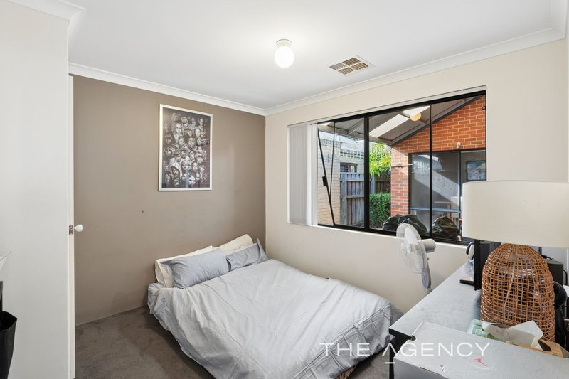 Photo - 22 Cardowan Drive, Ellenbrook WA 6069 - Image 18