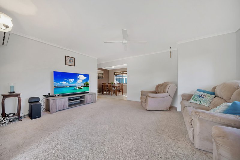 Photo - 22 Carissa Street, Shailer Park QLD 4128 - Image 5