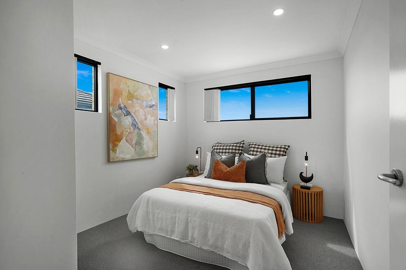 Photo - 22 Casals Vista, Stirling WA 6021 - Image 21
