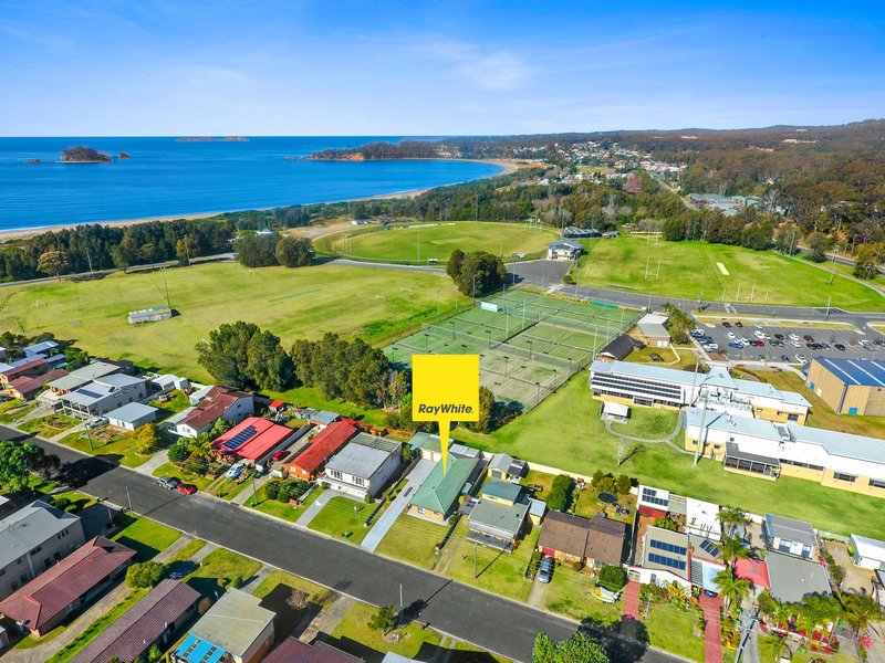 22 Catlin Avenue, Batemans Bay NSW 2536