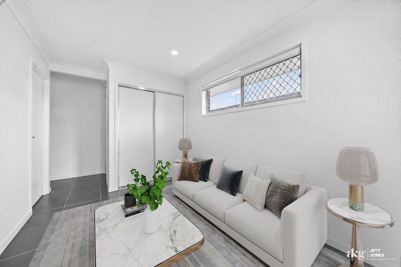 Photo - 22 Cavanagh Drive, Logan Reserve QLD 4133 - Image 3