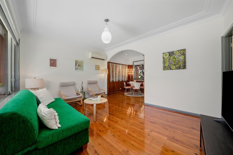 Photo - 22 Cavendish Avenue, Blacktown NSW 2148 - Image 5