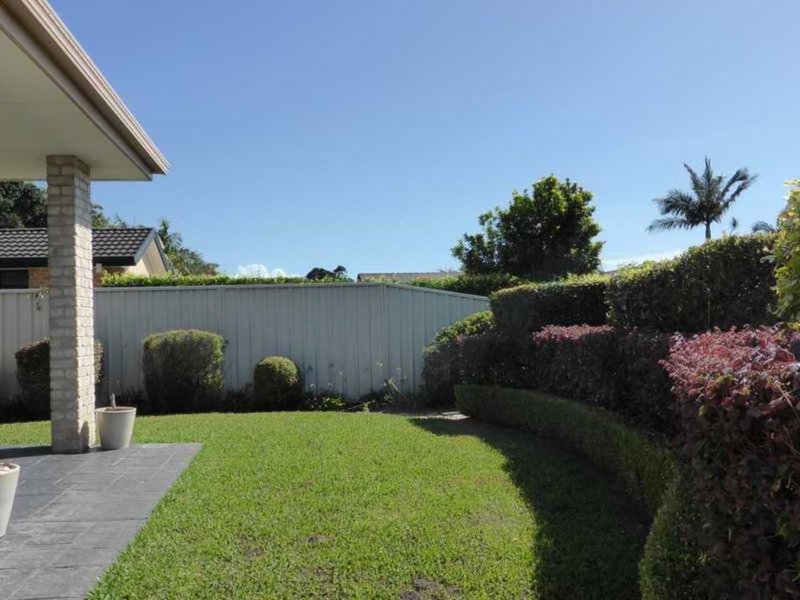 Photo - 22 Cedar Grove, Forster NSW 2428 - Image 6