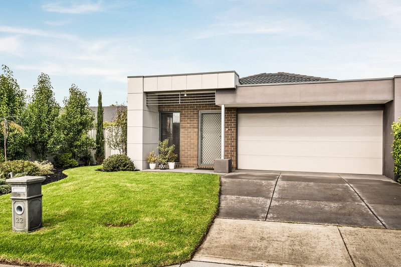 Photo - 22 Celebration Circuit, Pakenham VIC 3810 - Image 7