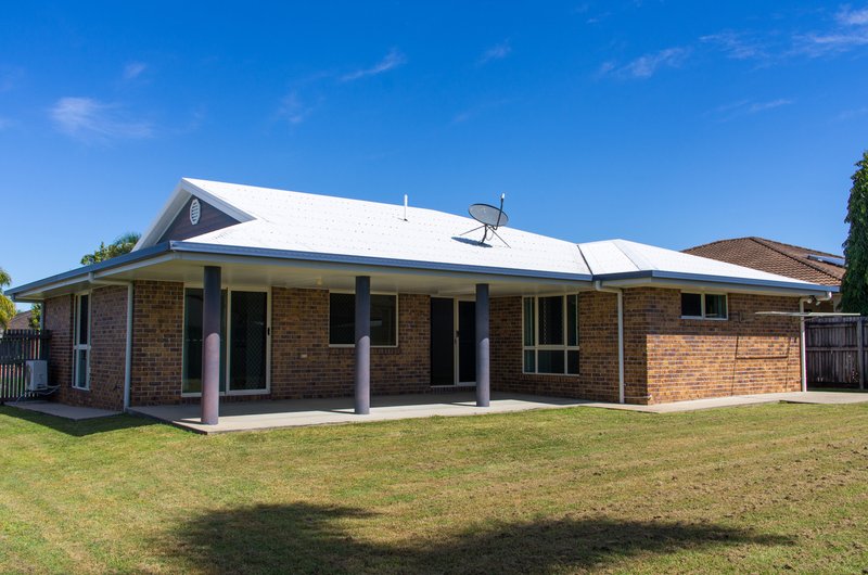 Photo - 22 Centennial Drive, Glenella QLD 4740 - Image 15