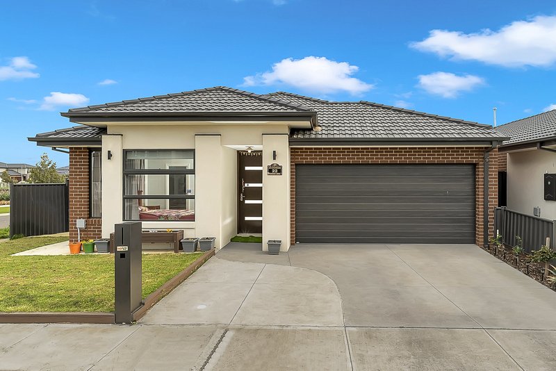 Photo - 22 Ceremony Drive, Tarneit VIC 3029 - Image 2